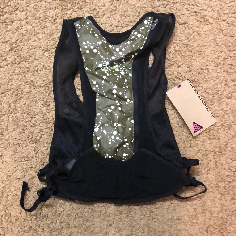 NikeLab ACG Hydration Race Vest - Picture 1 of 6
